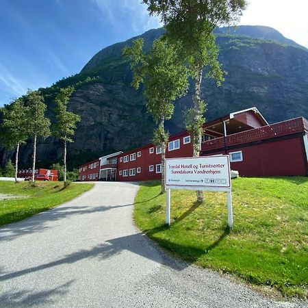 Traedal Hotel Sunndalsøra Exteriör bild