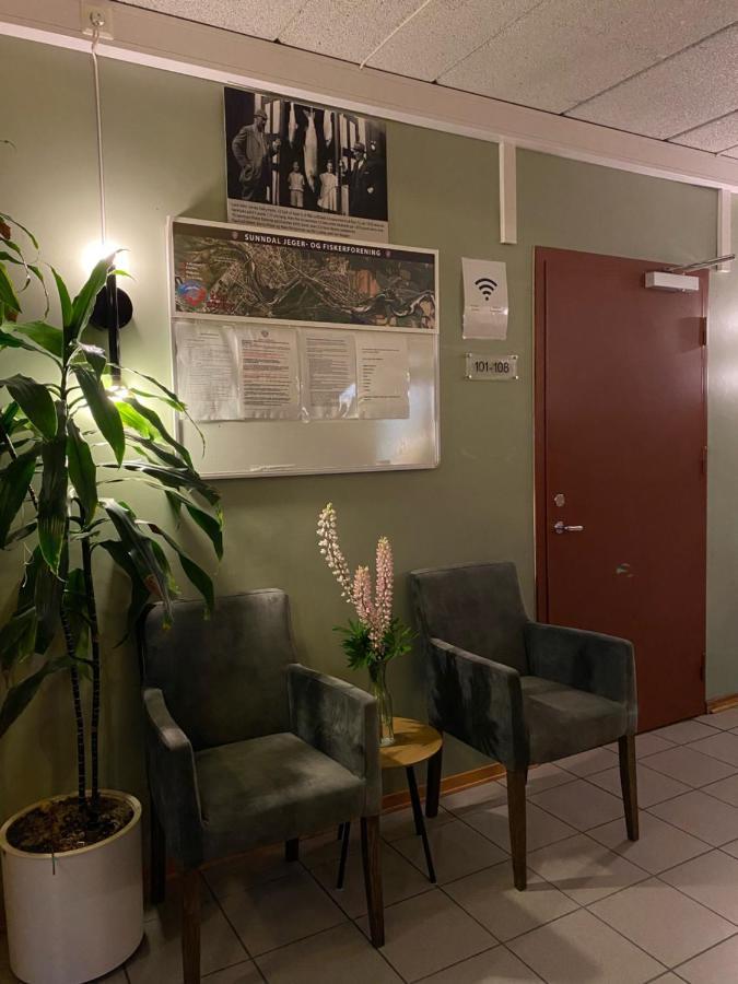 Traedal Hotel Sunndalsøra Exteriör bild